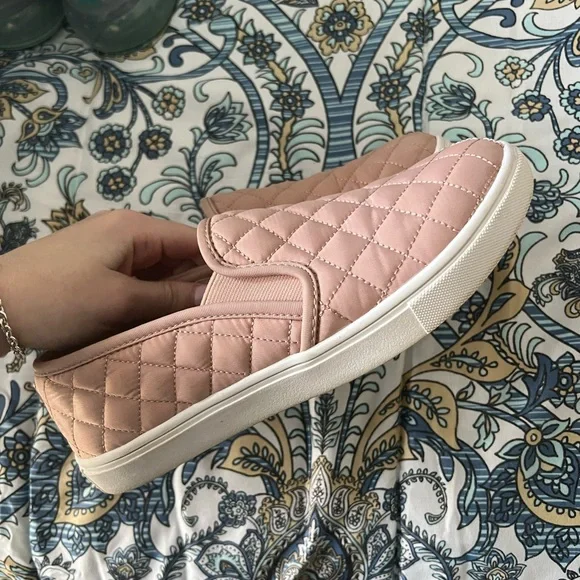 blush pink steve madden slip ons